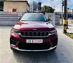 جیپ گراند شیرۆکی